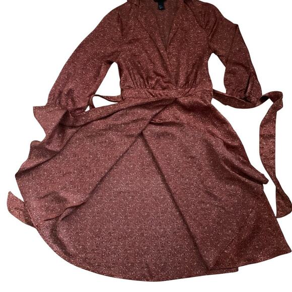 DVF-Inspired Brown Dusty Rose Print 3/4 Sleeve Belted Wrap Dress Size 2 - Picture 7 of 8